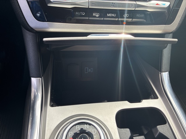 2022 Agate Black Metallic Ford Explorer XLT 4X4 SUV