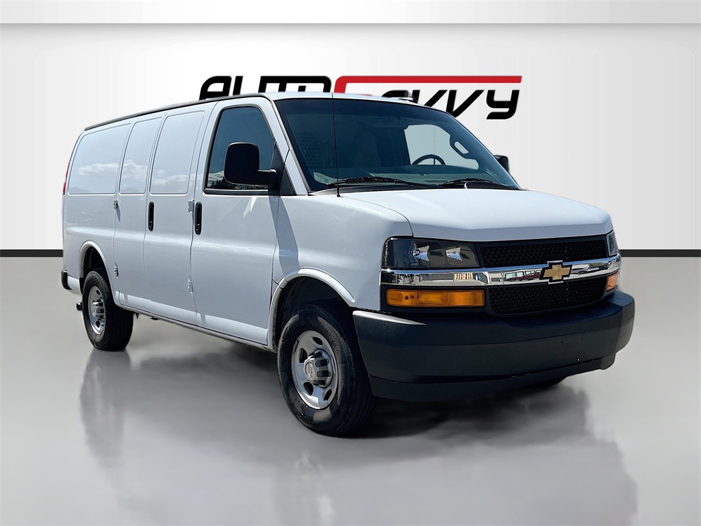 2023 Chevrolet Express Cargo Work Van's photo