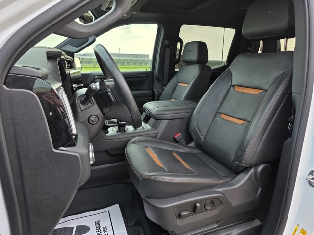 2024 GMC Sierra 1500 4WD Crew Cab Short Box AT4