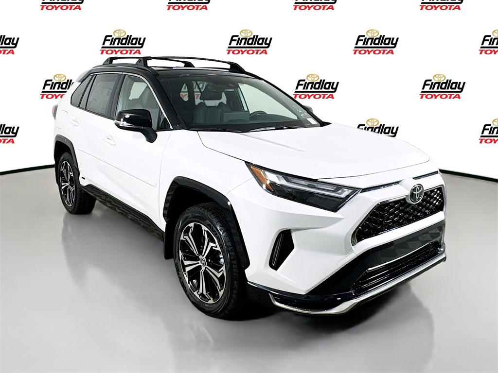 2025 Toyota RAV4 XSE's photo