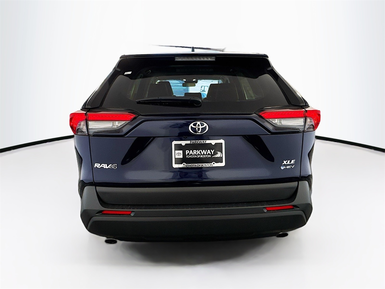 2025 Toyota RAV4 Hybrid XLE photo 5