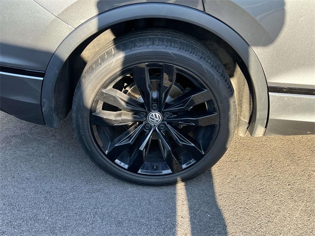 used 2021 Volkswagen Tiguan car, priced at $24,124