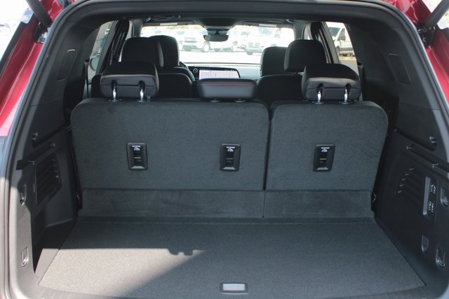 new 2026 Chevrolet Traverse car, priced at $59,290