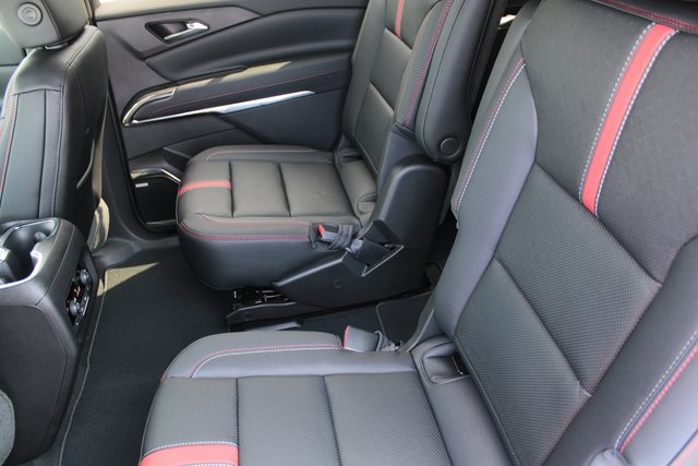 new 2026 Chevrolet Traverse car, priced at $59,290