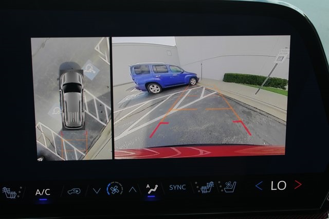 new 2026 Chevrolet Traverse car, priced at $59,290