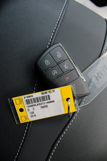 new 2026 Chevrolet Traverse car, priced at $59,290