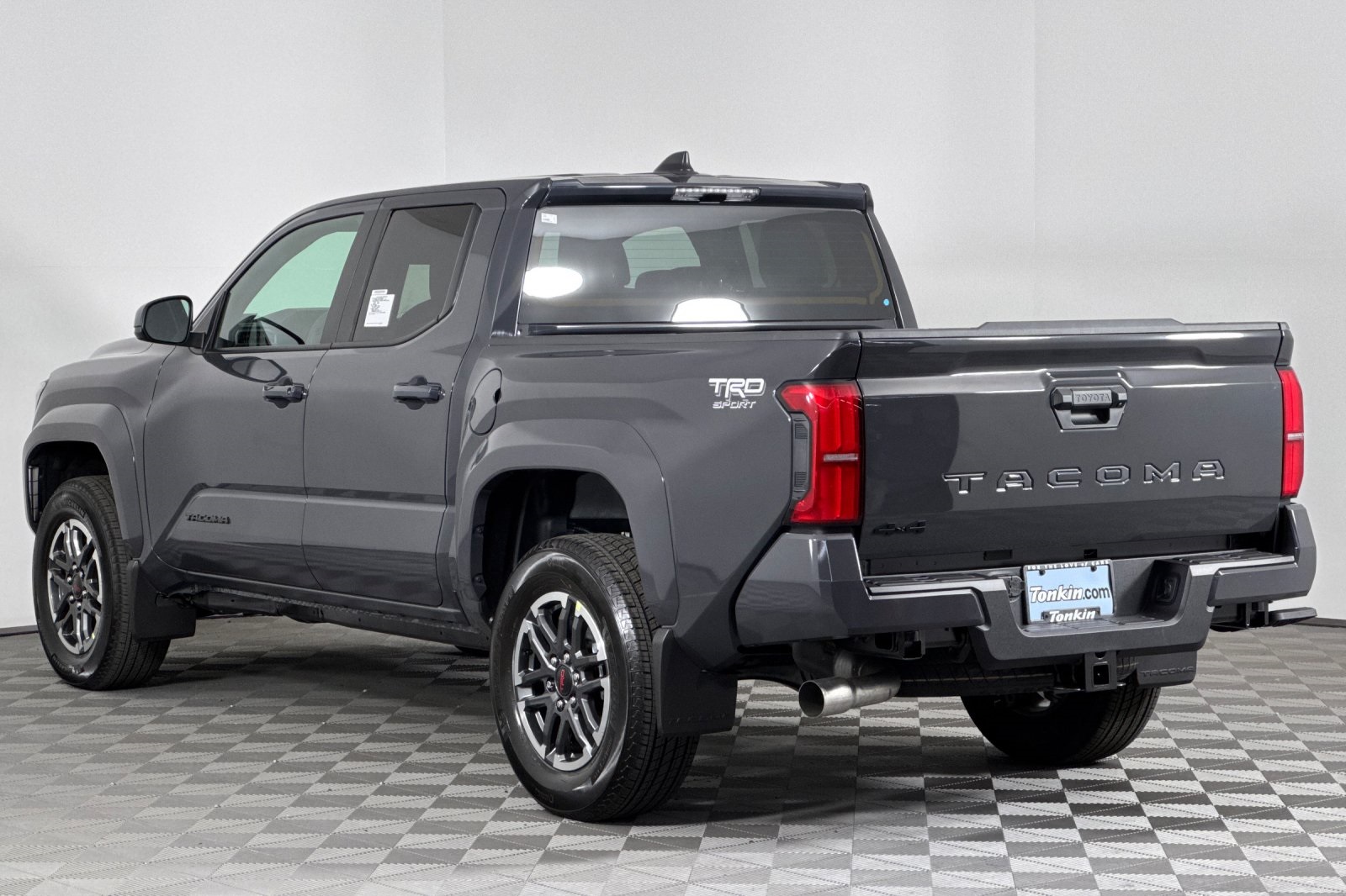 2025 Toyota Tacoma TRD Sport Double Cab photo 6