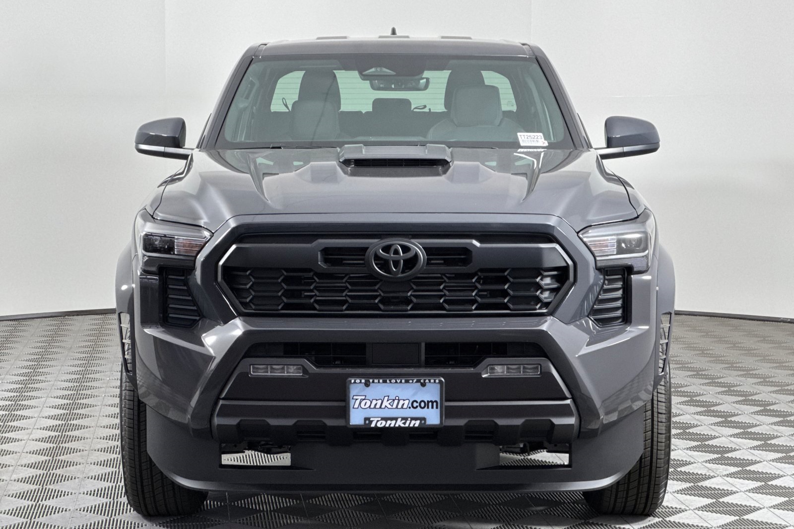 2025 Toyota Tacoma TRD Sport Double Cab photo 9