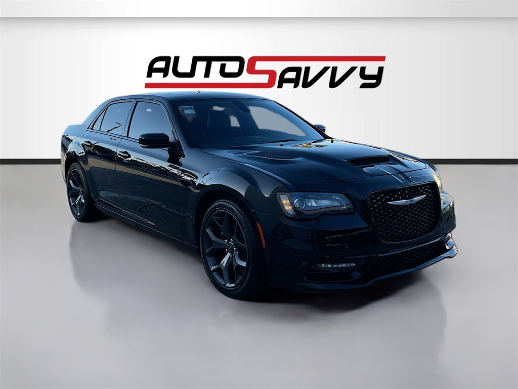 2022 Chrysler 300 S's photo