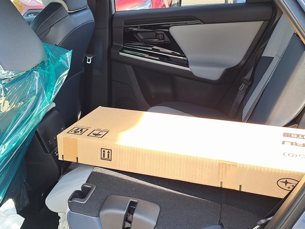 2025 Subaru Solterra Limited SUV AWD 13