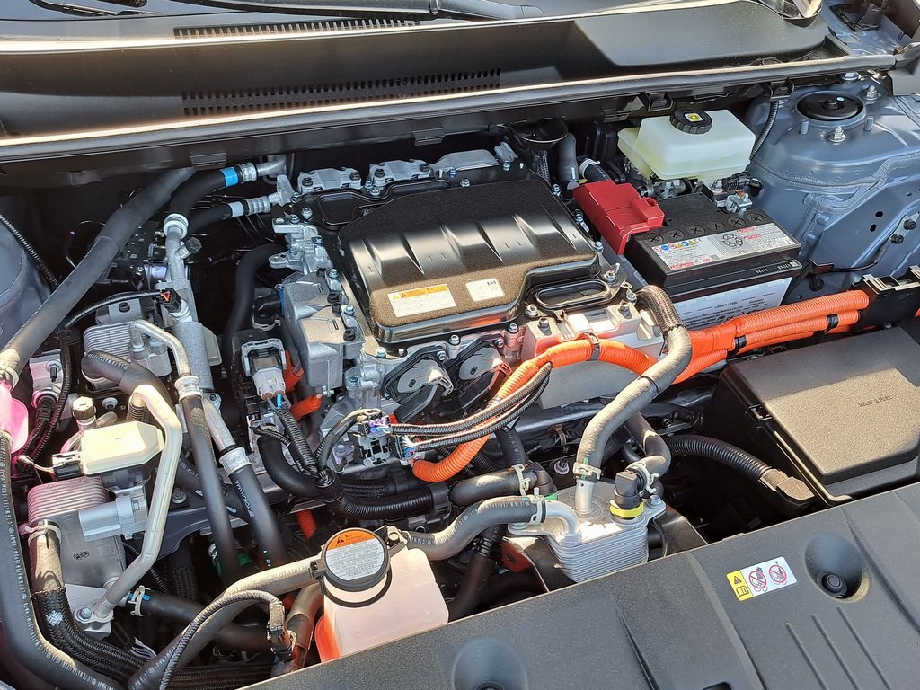 2025 Subaru Solterra Limited SUV AWD 15