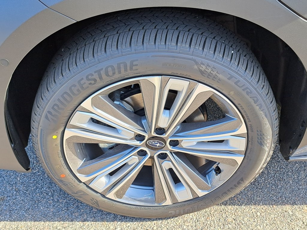 2025 Subaru Solterra Limited SUV AWD 16