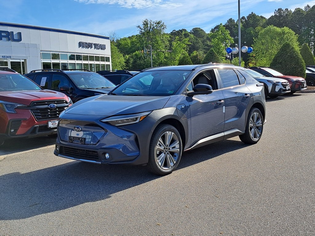 2025 Subaru Solterra Limited SUV AWD 3