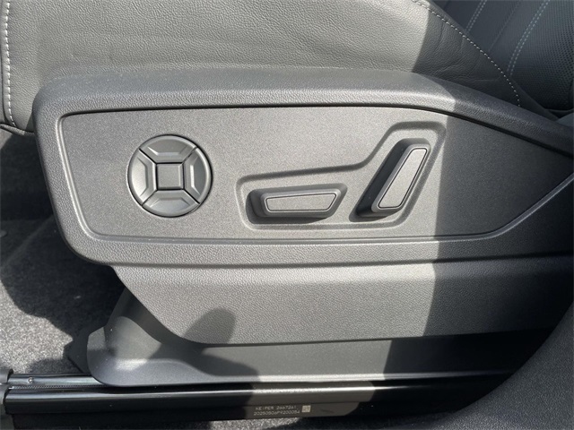 2025 Audi Q5 Premium Plus photo 12