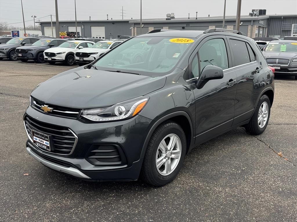 2018 Chevrolet Trax LT photo 2
