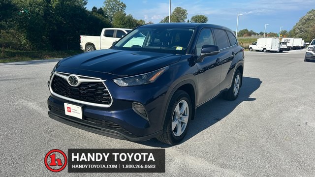 2022 Toyota Highlander L's photo