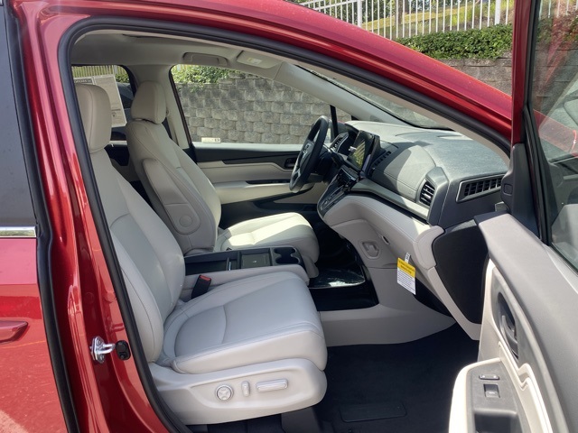 new 2026 Honda Odyssey car, priced at $42,508