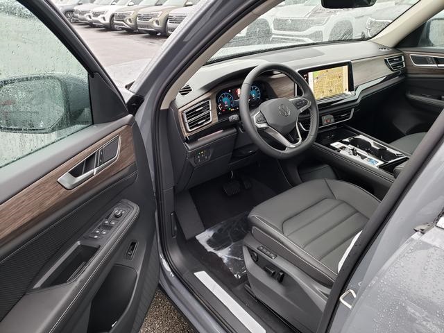 new 2026 Volkswagen Atlas car, priced at $52,693