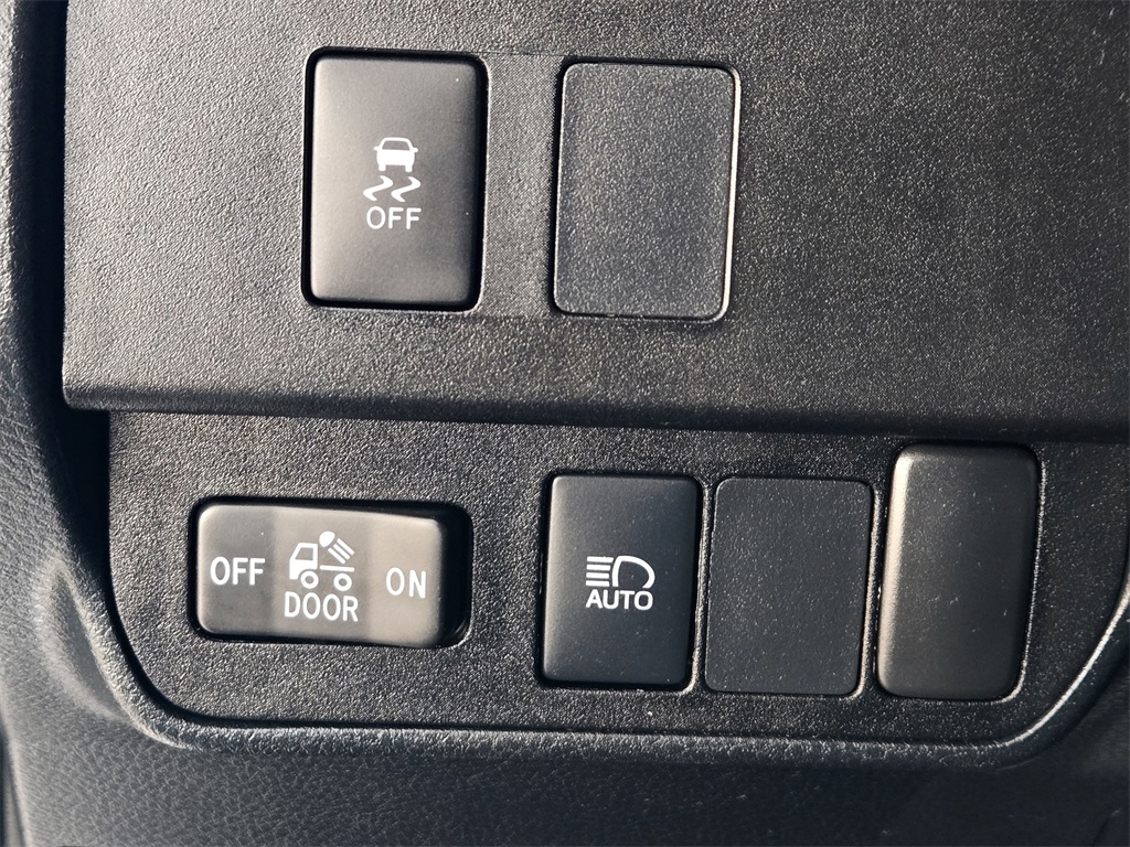 2021 Toyota Tacoma SR5 photo 23
