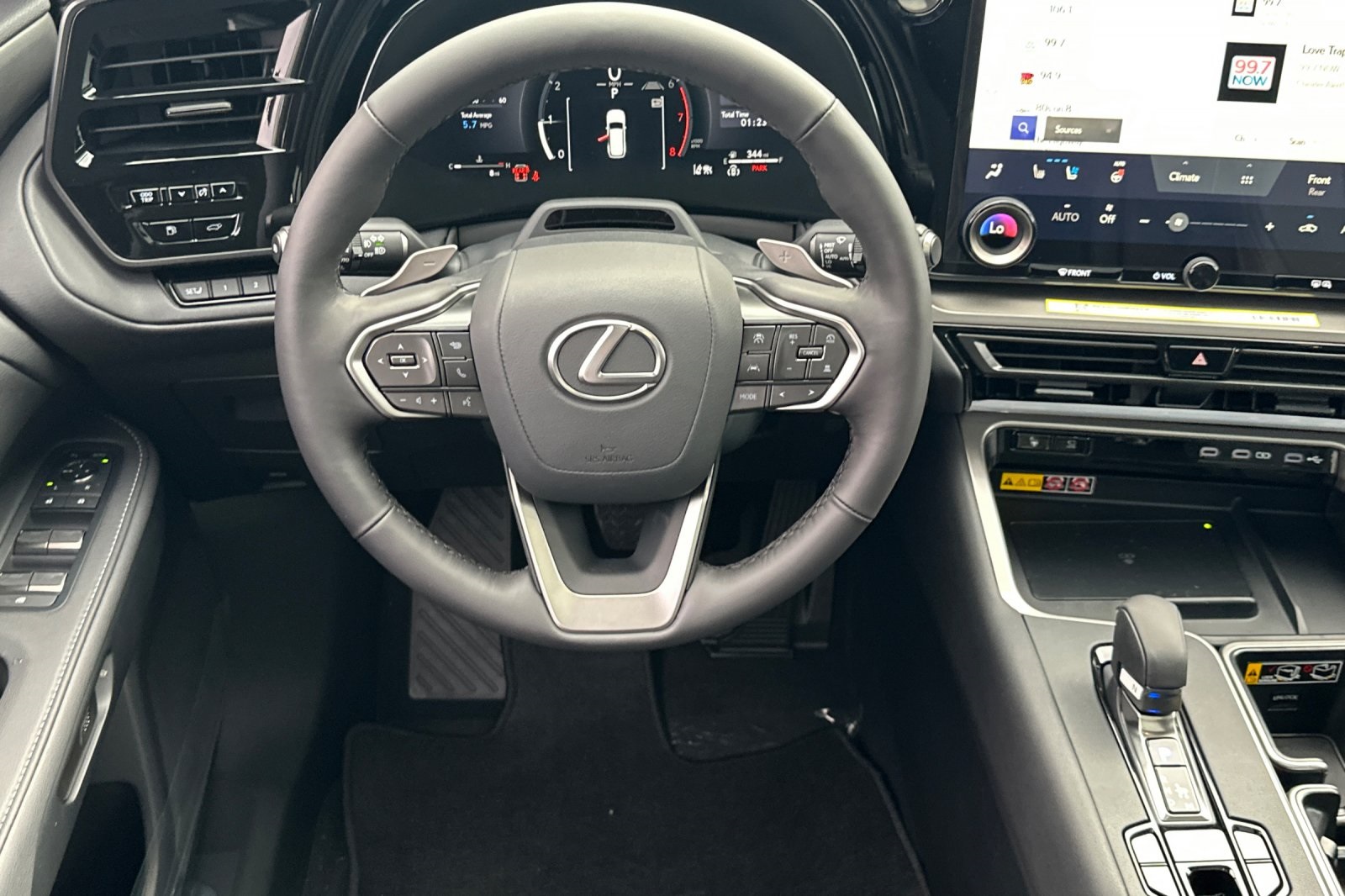 2026 Lexus TX 350 Premium photo 9