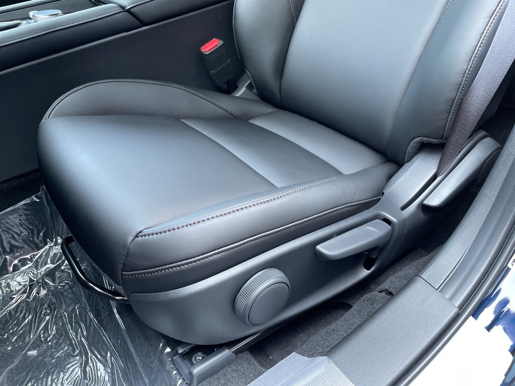 2025 Mazda Mazda3 Sedan 2.5 Select Sport photo 12