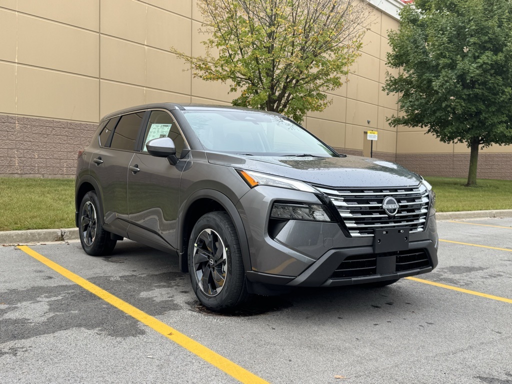 2026 Nissan Rogue SV photo 2