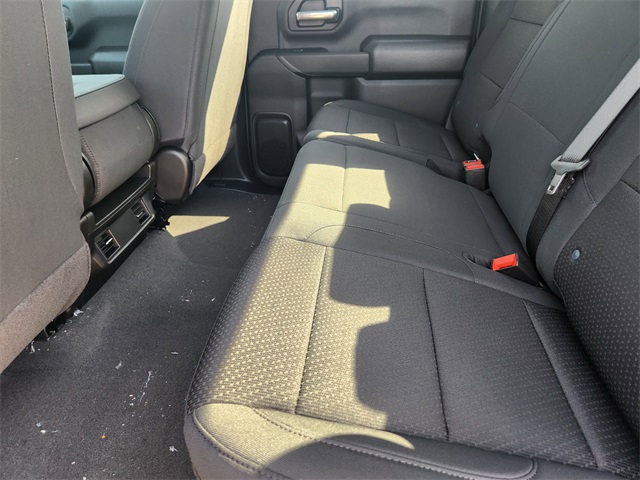 2025 Chevrolet Silverado 2500HD Custom photo 19
