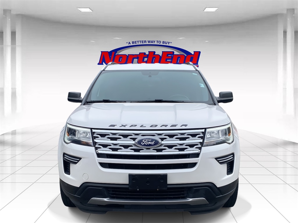 2018 Ford Explorer XLT photo 2