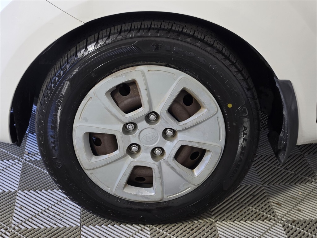 used 2013 Kia Soul car, priced at $9,000