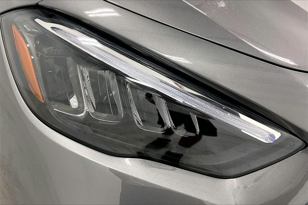 2025 Mercedes Benz GLA 250 photo 13