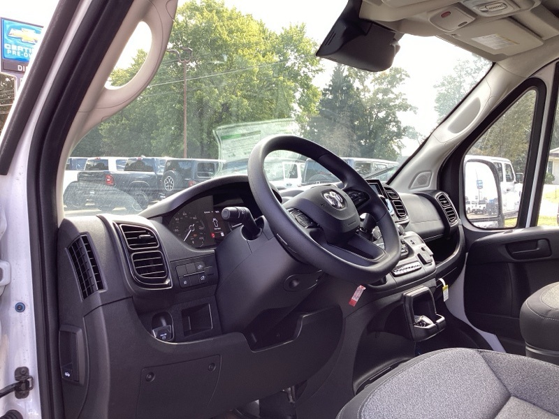 2025 Ram ProMaster 1500 Tradesman photo 19