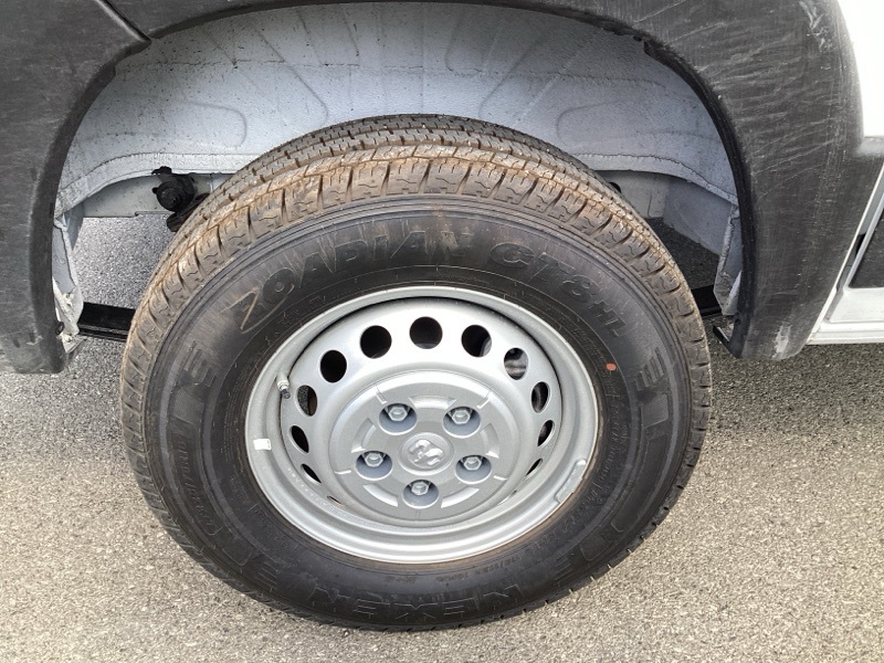 2025 Ram ProMaster 1500 Tradesman photo 8