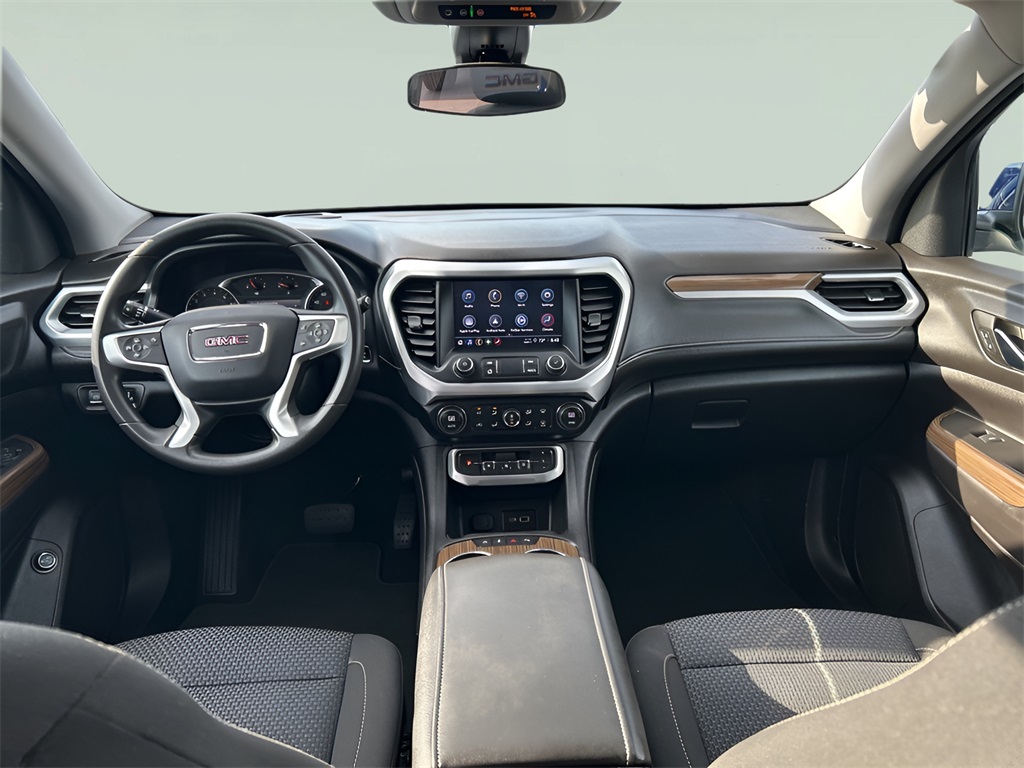 2023 Gmc Acadia SLE photo 18
