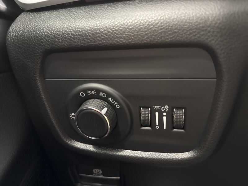2025 Jeep Grand Cherokee Altitude X photo 24