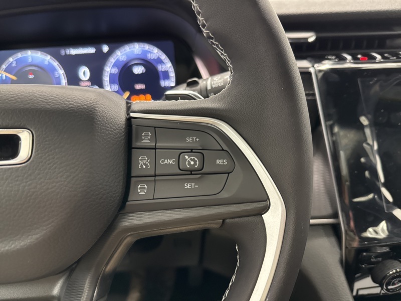 2025 Jeep Grand Cherokee Altitude X photo 27