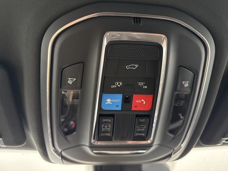 2025 Jeep Grand Cherokee Altitude X photo 33