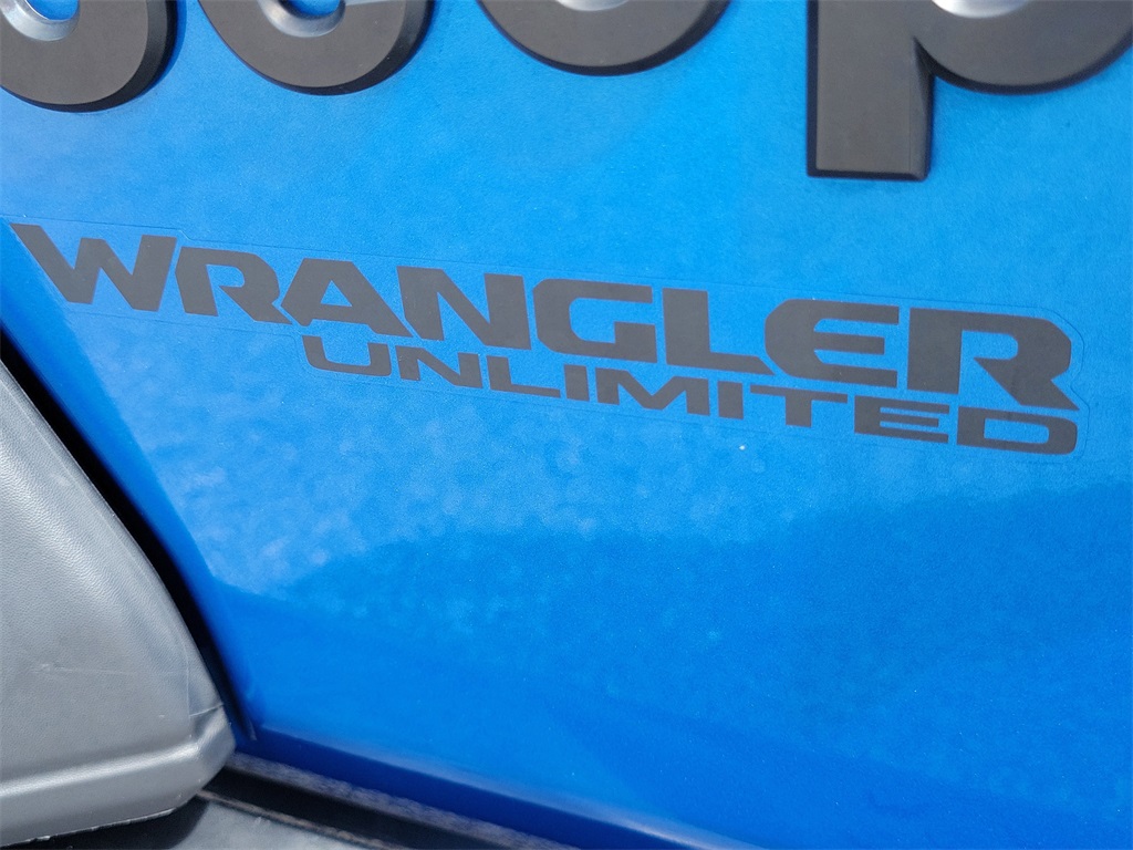 2021 Hydro Blue Pearl Coat Jeep Wrangler Unlimited Willys 4X4 SUV