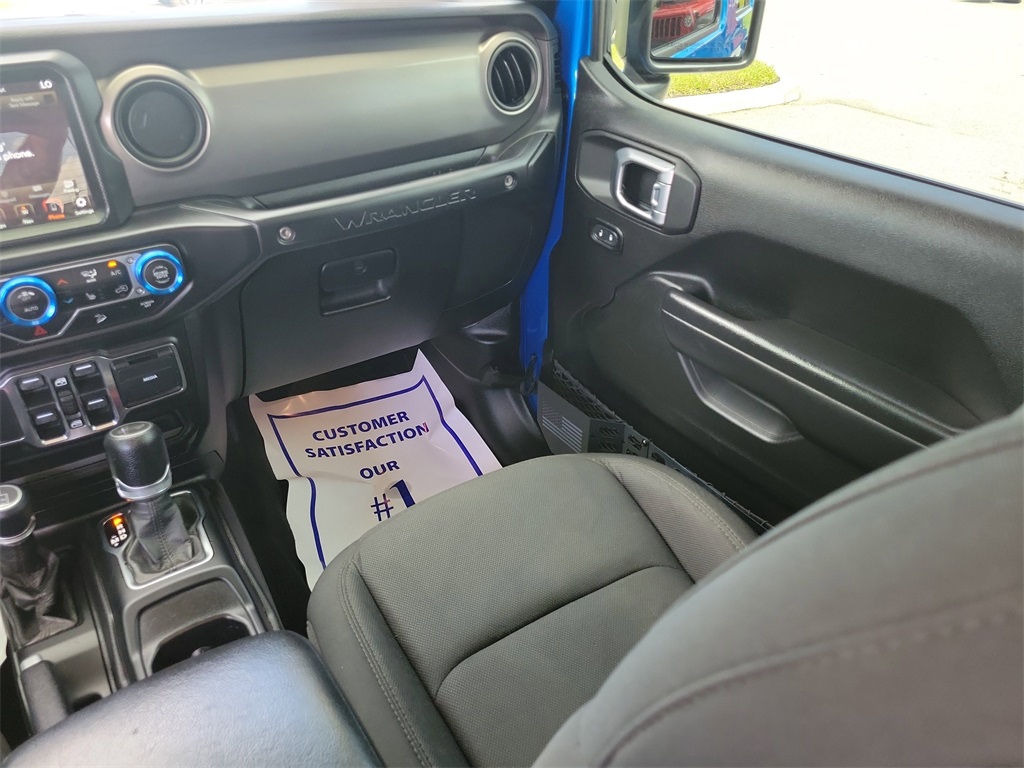 2021 Hydro Blue Pearl Coat Jeep Wrangler Unlimited Willys 4X4 SUV