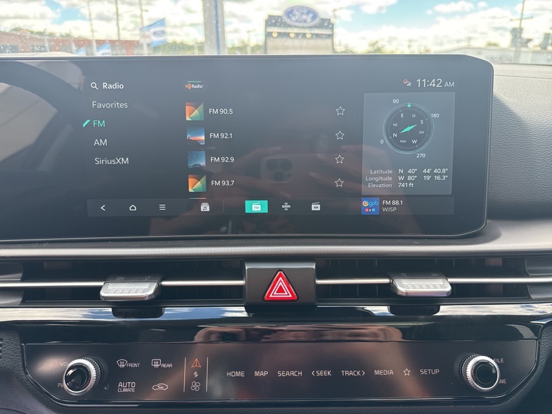 2026 Kia Sportage photo 35