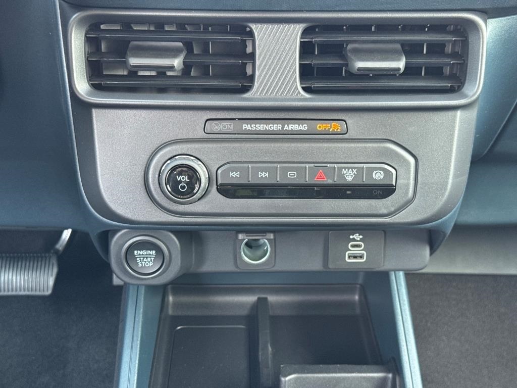 2025 Ford Maverick XLT photo 14