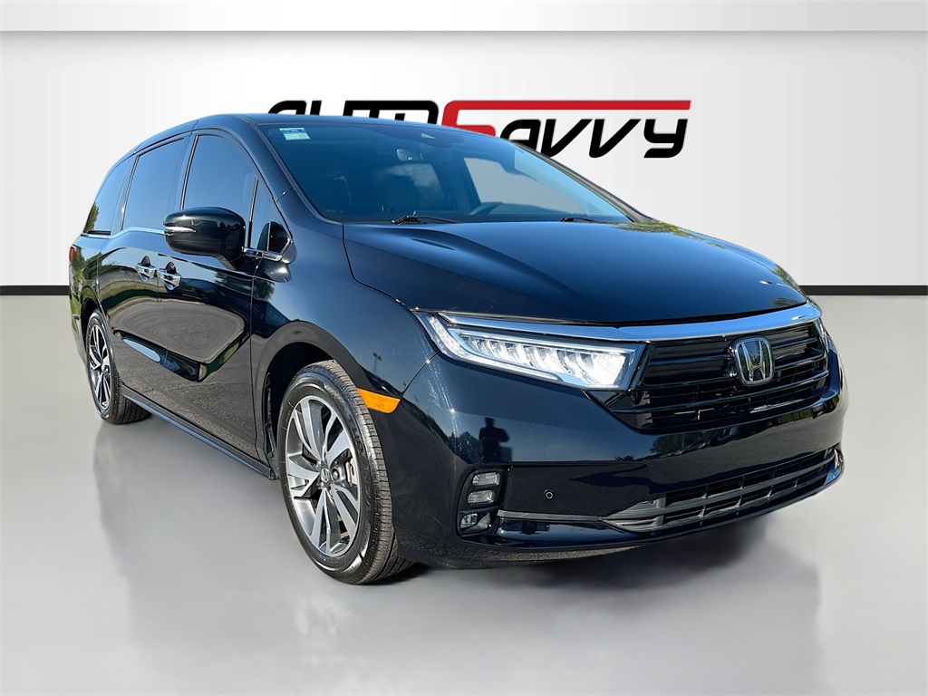 2023 Honda Odyssey Touring's photo