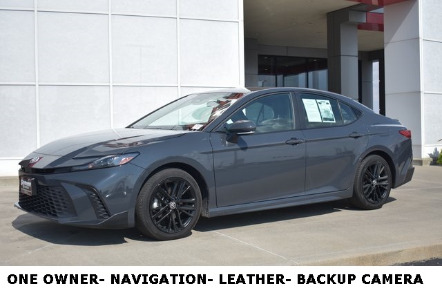 2023 Toyota Camry XSE photo 17