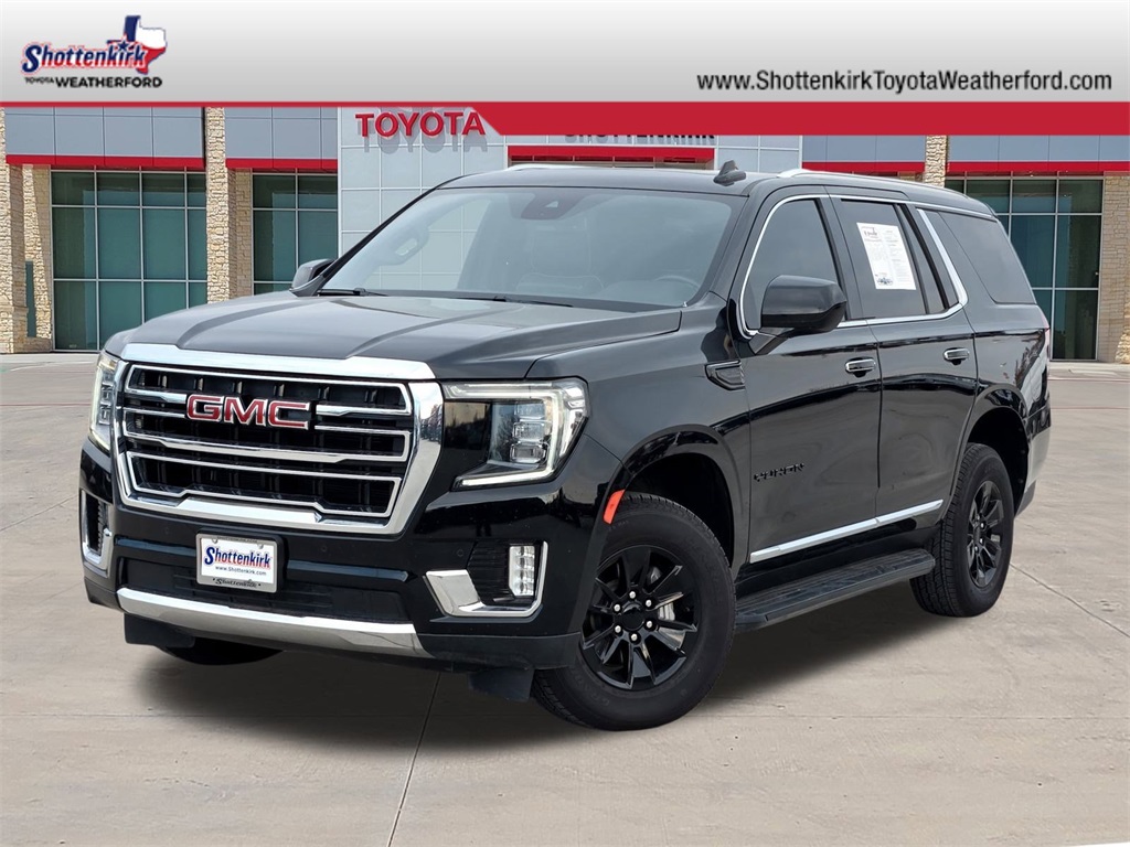 2023 GMC Yukon SLT's photo