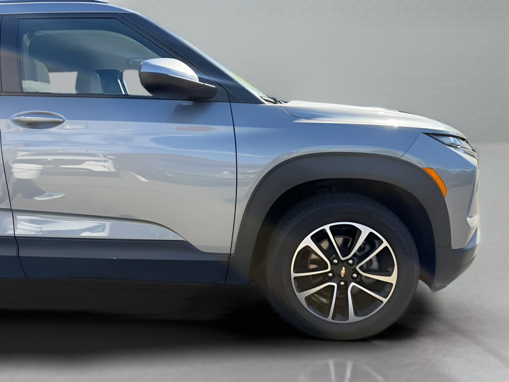 Used 2025 Chevrolet TrailBlazer SUV