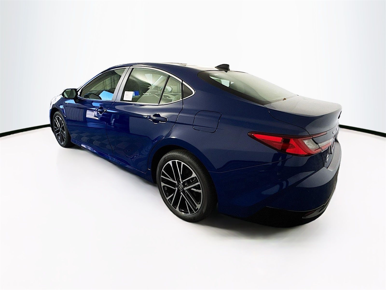 2025 Toyota Camry XLE photo 2