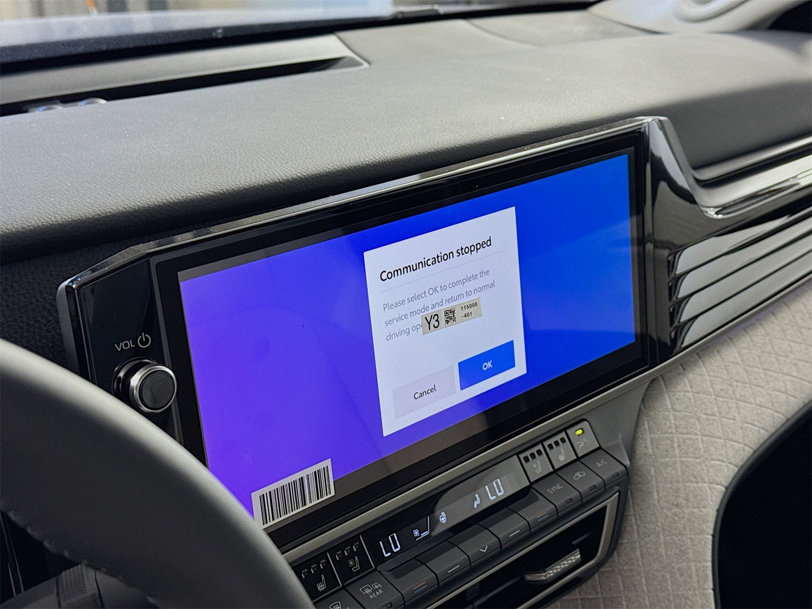 2025 Toyota Camry XLE photo 6