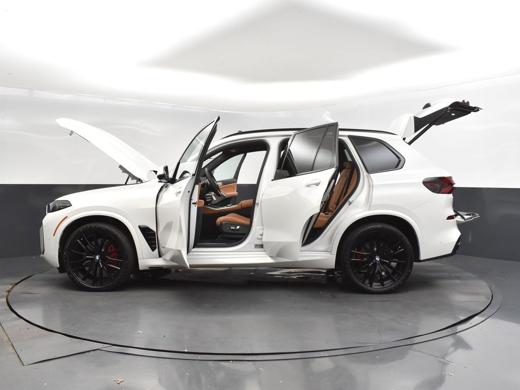 2026 Alpine White BMW X5 sDrive40i RWD SUV