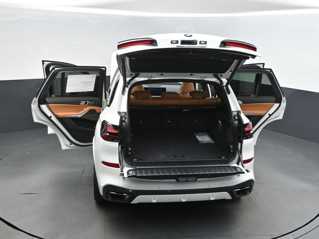 2026 Alpine White BMW X5 sDrive40i RWD SUV