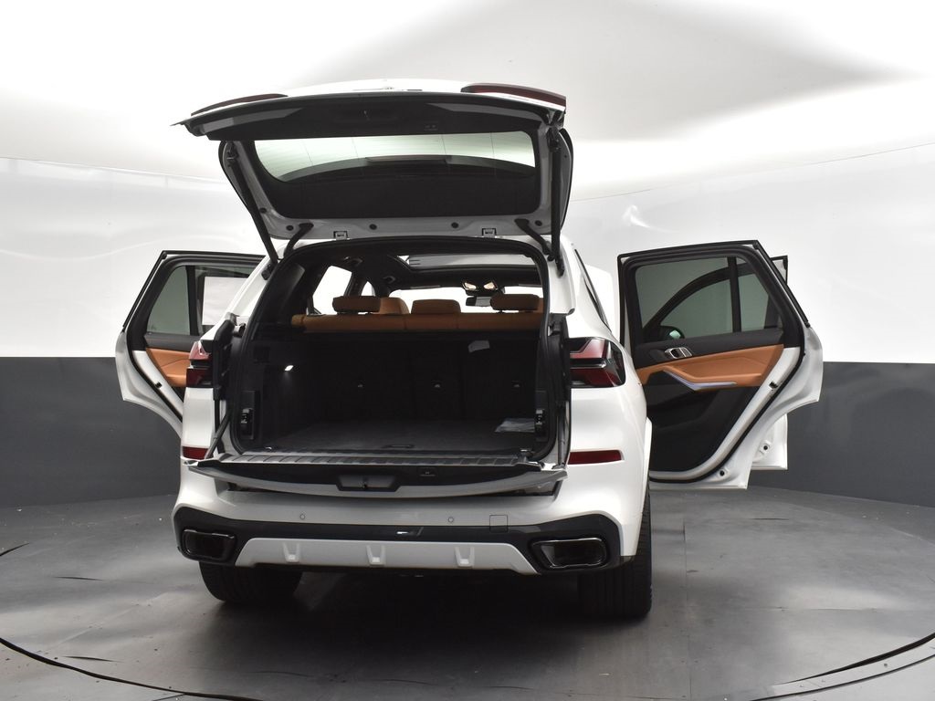 2026 Alpine White BMW X5 sDrive40i RWD SUV