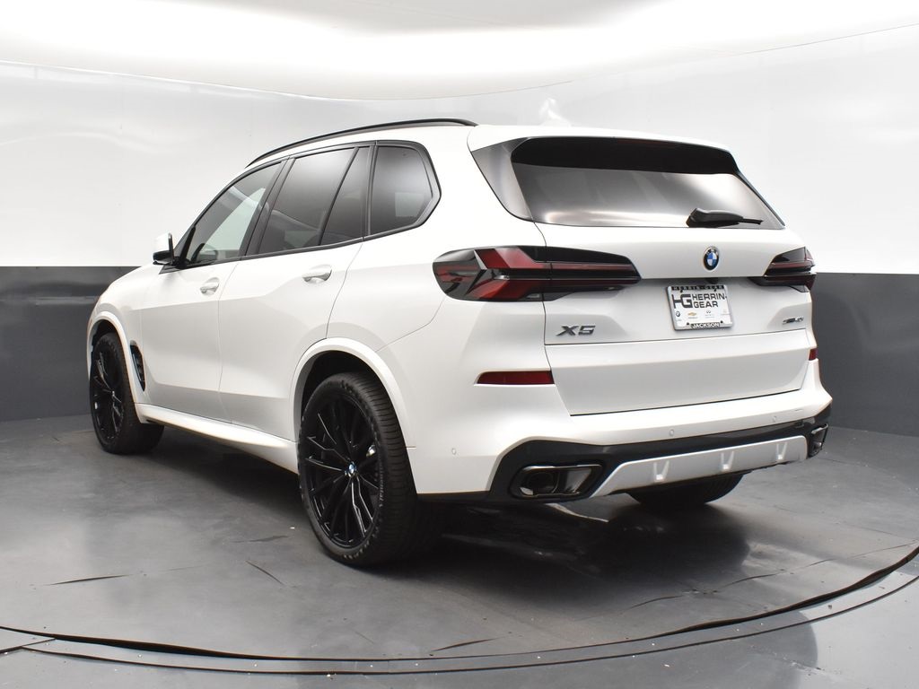 2026 Alpine White BMW X5 sDrive40i RWD SUV